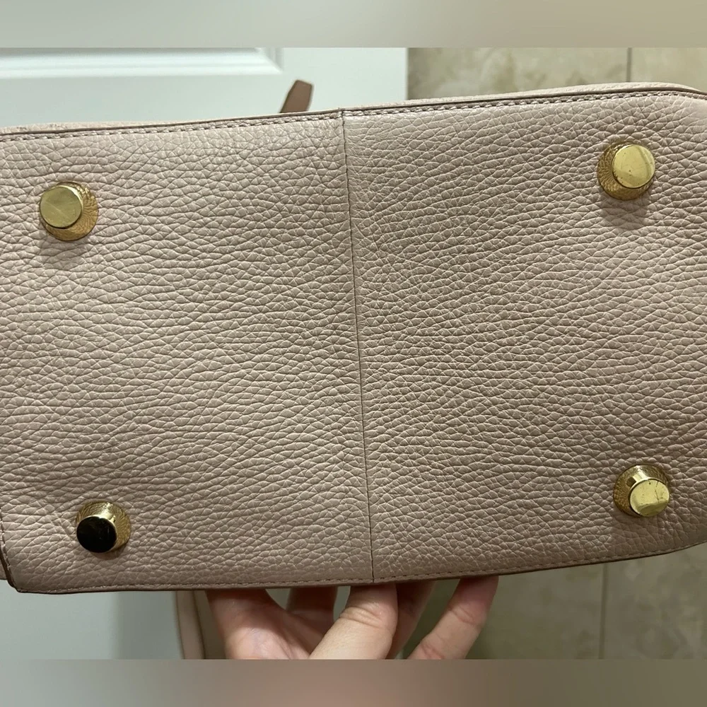 GILI Blush Pink Leather Handbag - Picture 3 of 11